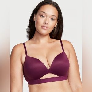 INCREDIBLE BY VICTORIA’S SECRET | Wireless Push-Up Bra 36DDD NWT Color: Kir